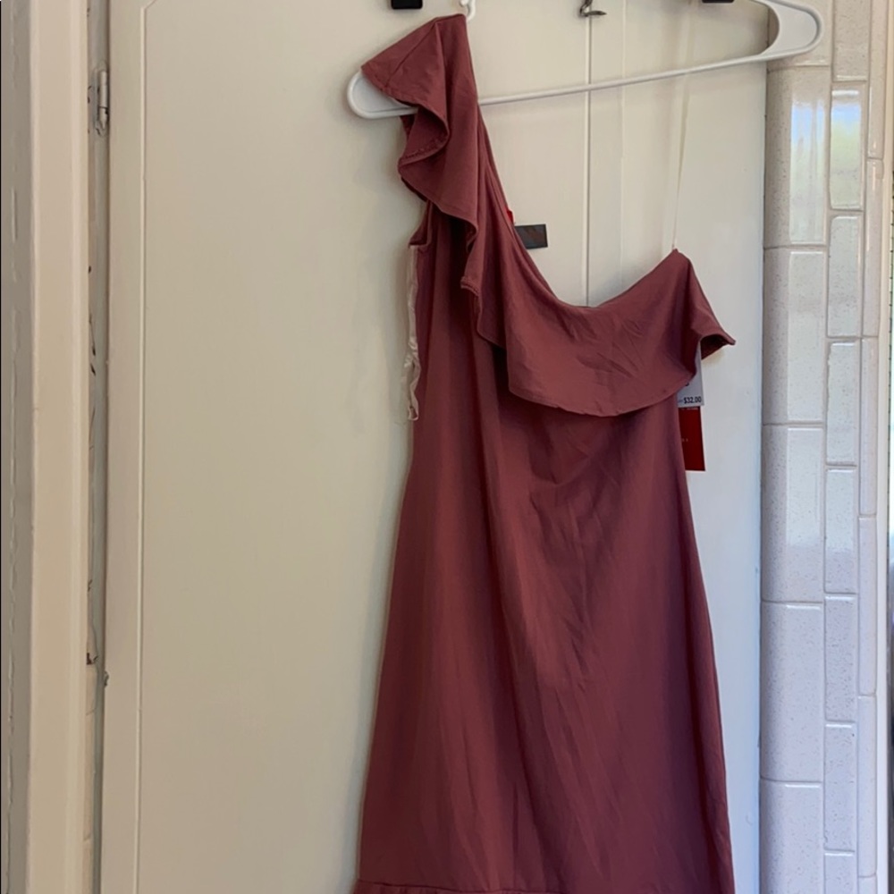 Off the shoulder, short dress